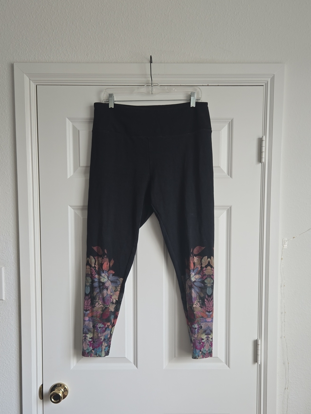 Black Floral-Trim Leggings